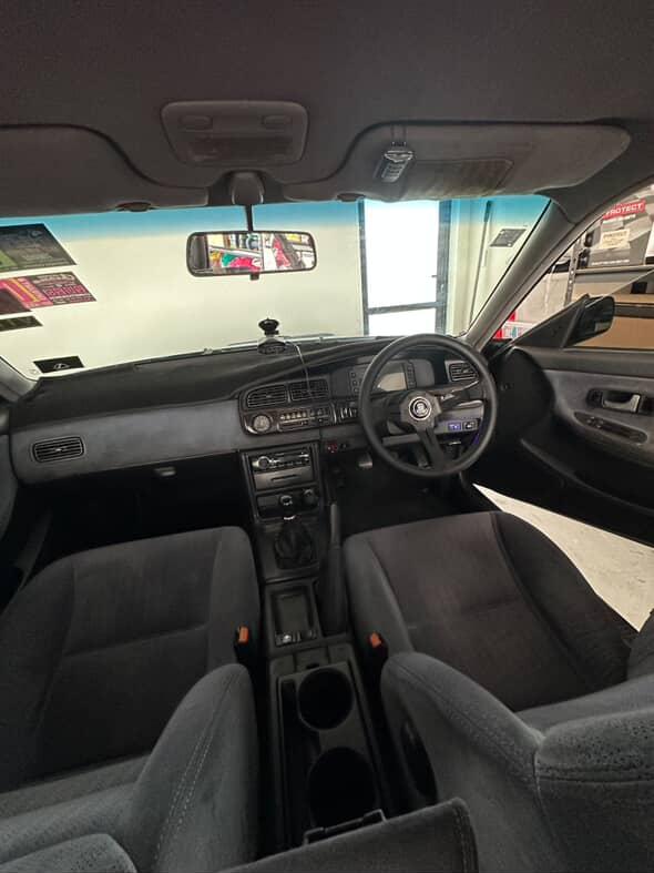 C33 Centre Console Cupholder